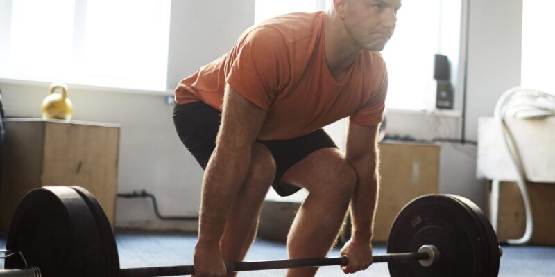 deadlift stacco da terra come eseguire correttamente questo esercizio e i rischi da evitare